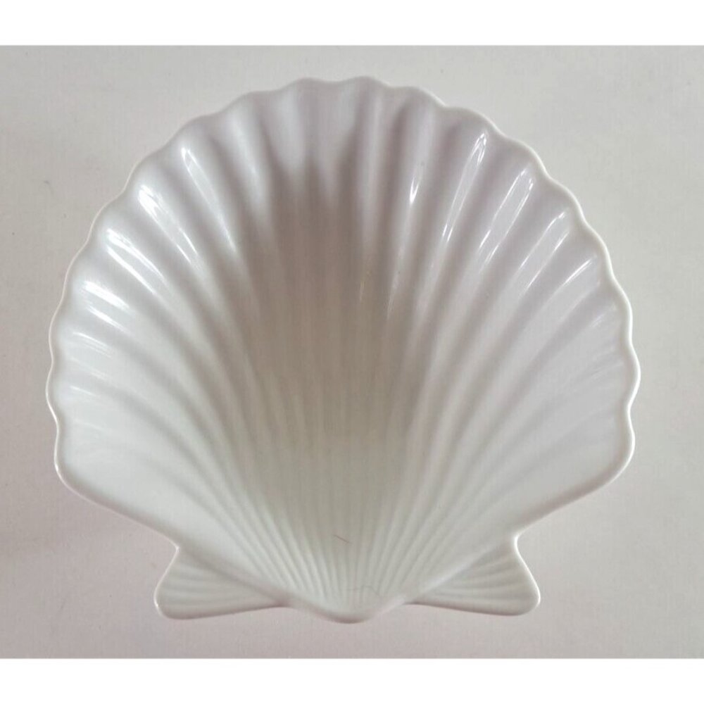Target Home Shell Bowl Dish White Catalina Decorative Beach House Coastal 7"